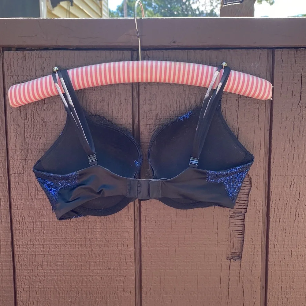 Victoria’s Secret, Very Sexy push up bra - Picture 2 of 4